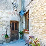 Prieure De Farma